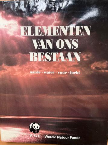 Elementen van Ons Bestaan - WWF Natuurboek beschikbaar voor biedingen