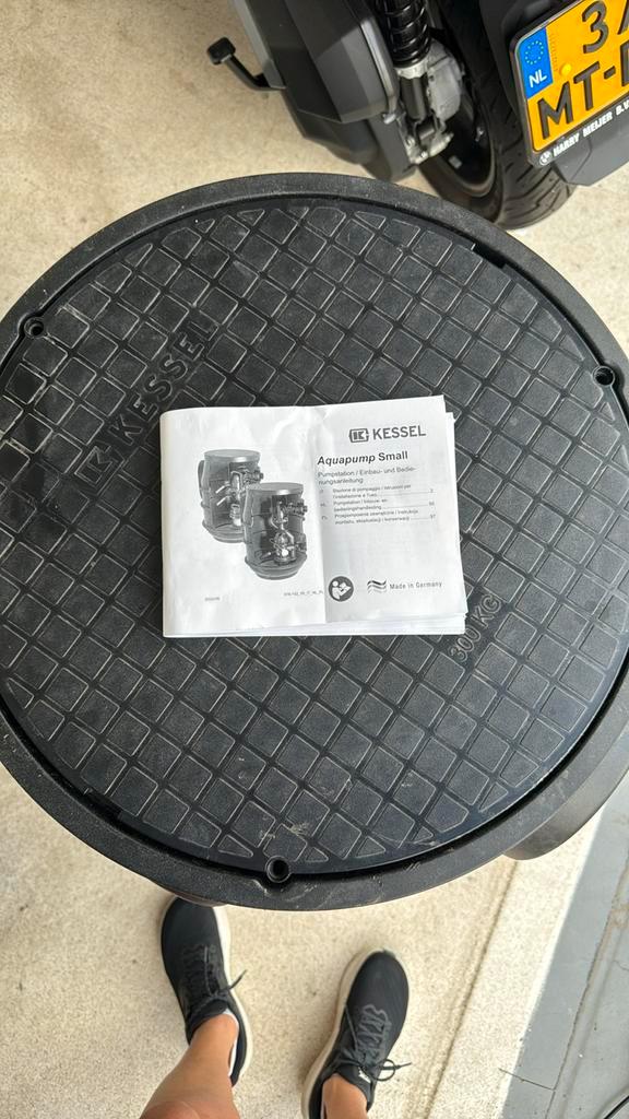 New Kessel Aquapump small, Tuin en Terras, Waterpompen, Zo goed als nieuw, Elektrisch, Dompelpomp, Ophalen