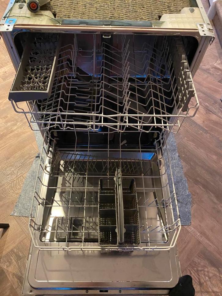 Siemens Inbouw Vaatwasser, Witgoed en Apparatuur, Vaatwasmachines, Gebruikt, Inbouw, 85 tot 90 cm, 45 tot 60 cm, 10 tot 14 liter