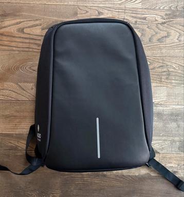 XD Design laptop rugzak 15.6 inch beschikbaar voor biedingen