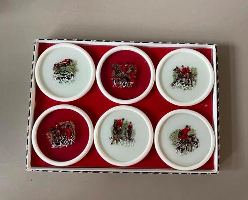 Brocante- vintage glazen onderzetters uit Engeland, Huis en Inrichting, Woonaccessoires | Onderzetters, Zo goed als nieuw, Glas of Kopje