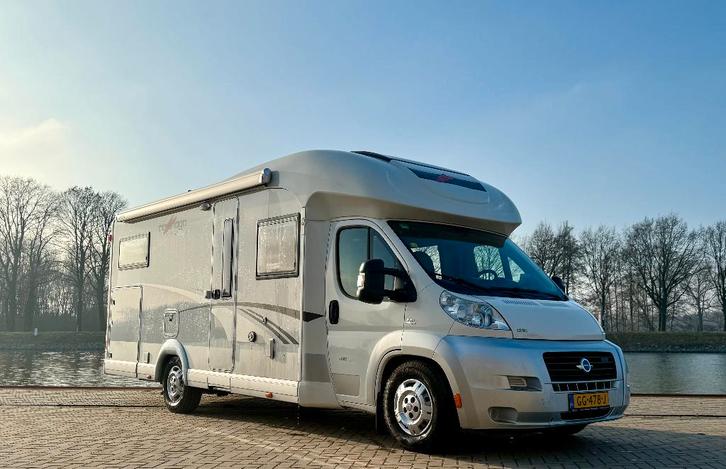 Carthago Chiq 4.8 T Plus 3.0 hefbed, levelsysteem, lithium, Caravans en Kamperen, Campers, Bedrijf, tot en met 4, Half-integraal