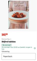 Stijlvol Tafelen - Donna Hay Kookboek, Donna Hay, Gezond koken, Ophalen of Verzenden, Zo goed als nieuw