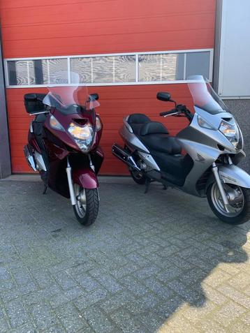 Honda Silverwing 2 stuks  beschikbaar voor biedingen