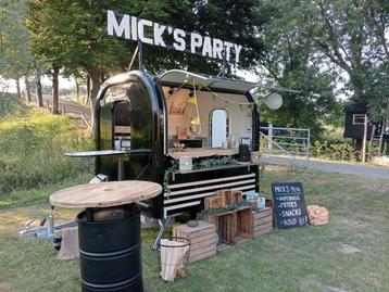 Huren Foodtrailer Foodtruck (zonder personeel) beschikbaar voor biedingen