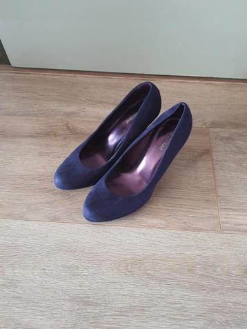 Zgan nieuwe paarse pumps  beschikbaar voor biedingen