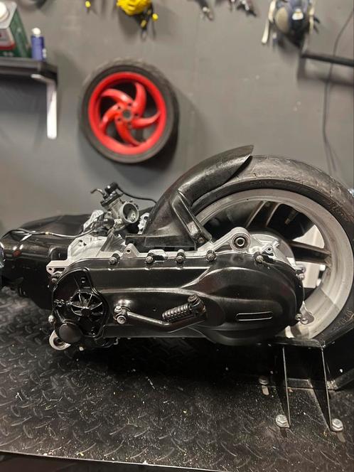 Piaggio 125cc blok met DD optie, Fietsen en Brommers, Brommeronderdelen | Scooters, Piaggio, Blok, Ophalen of Verzenden