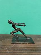 Antiek bronzen beeld Mannelijke sprinter, Antiek en Kunst, Antiek | Koper en Brons, Ophalen of Verzenden