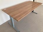 Bureau, Ophalen, In hoogte verstelbaar, Zo goed als nieuw