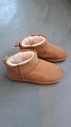 UGG Classic Ultra Mini Boots - Maat 37, Kleding | Dames, Schoenen, UGG, Bruin, Lage of Enkellaarzen, Nieuw