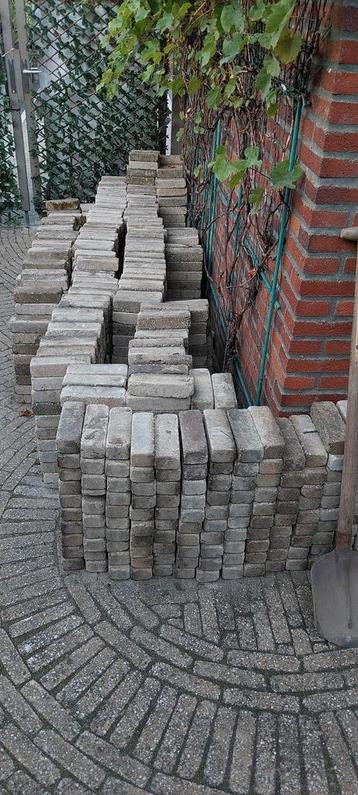 Gratis Trommelstenen - ca. 17m2 beschikbaar voor biedingen