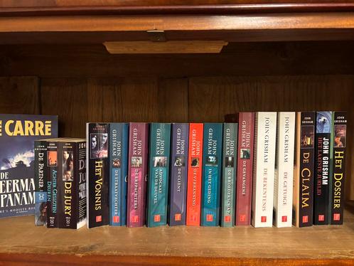 Mooie collectie John Grisham thrillers !, Boeken, Thrillers, Gelezen, Nederland, Ophalen of Verzenden