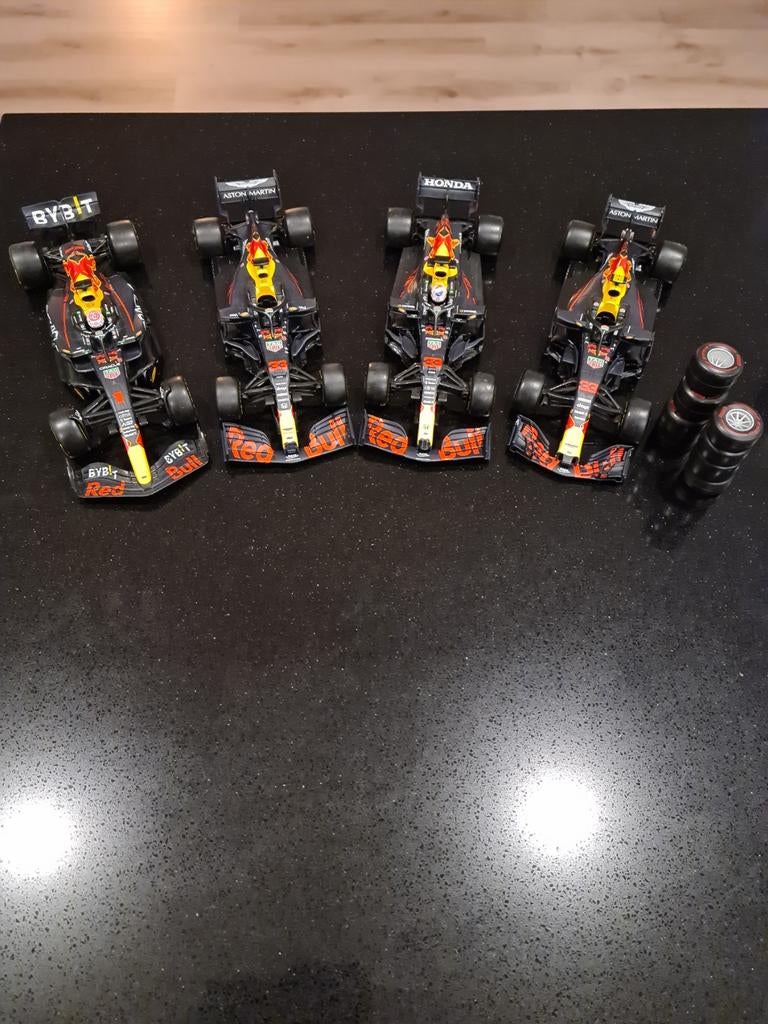 Red Bull Racing Formule 1 Modelauto's, Hobby en Vrije tijd, Modelauto's | 1:18, Zo goed als nieuw, Auto, Overige merken, Ophalen of Verzenden