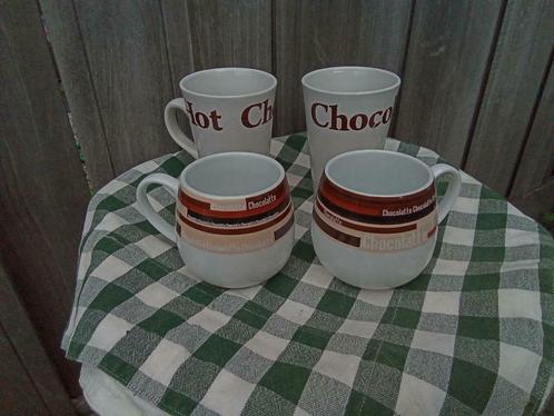 4 chocolademelk bekers alleen in 1 koop, Antiek en Kunst, Curiosa en Brocante, Ophalen of Verzenden