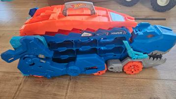 Botwheels vrachtwagen dino beschikbaar voor biedingen