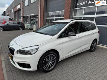 BMW 2-serie Gran Tourer 220i 7p. High Executive LED HUD Navi beschikbaar voor biedingen