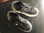 Lagerfeld schoenen, zwart, maat 36, Ophalen of Verzenden, Zo goed als nieuw, Zwart, Sneakers of Gympen