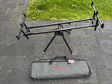Nieuwe ultimate star rodpod 3 rod beschikbaar voor biedingen