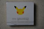 Celebrations Elite Trainer Box Geopend, Hobby en Vrije tijd, Verzamelkaartspellen | Pokémon, Verzenden, Gebruikt, Overige typen