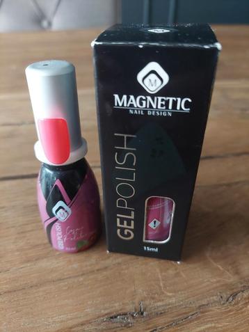 Magnetic Cosmopolitain gelpolish nieuw  beschikbaar voor biedingen