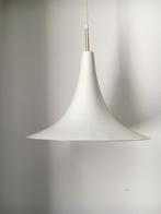 Vintage heksenhoed lamp gebroken wit, Huis en Inrichting, Lampen | Hanglampen, Ophalen, Gebruikt, Vintage, Metaal