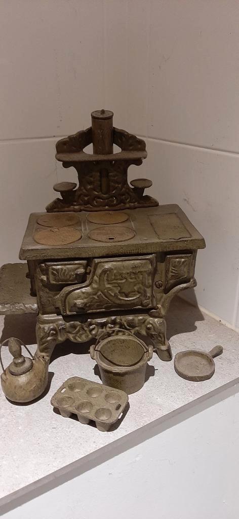 ♨️💥Antiek Speelgoedfornuis met Accessoires, Antiek en Kunst, Antiek | Speelgoed, Ophalen of Verzenden