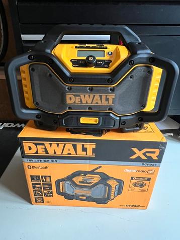 Dewalt Radio DCR027 – Robuuste Bouwradio met oplaadfunctie beschikbaar voor biedingen