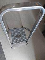 Trap 2 treden, Doe-het-zelf en Verbouw, Ladders en Trappen, Ophalen, Gebruikt, Minder dan 2 meter
