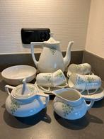 Jugendstil servies eierschaal met groen design, Ophalen