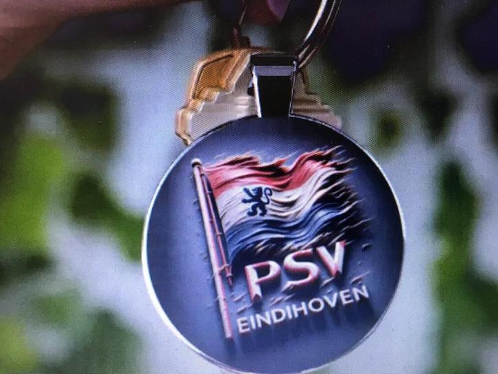 Hele gave uniek mooie Sleutelhanger van PSV - Eindhoven, Verzamelen, Sportartikelen en Voetbal, Nieuw, PSV, Verzenden