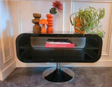 Retro meubel voor platenspeler nu 25 euro beschikbaar voor biedingen