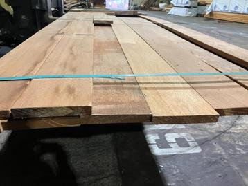 Hardhout-Louro Gamela-rhombus-open gevel-shutting-planken beschikbaar voor biedingen