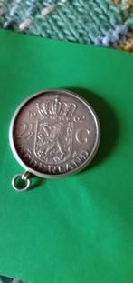 Zilveren twee halve gulden juliana in Zilveren hanger 1962, Ophalen of Verzenden, Koningin Juliana, Zilver