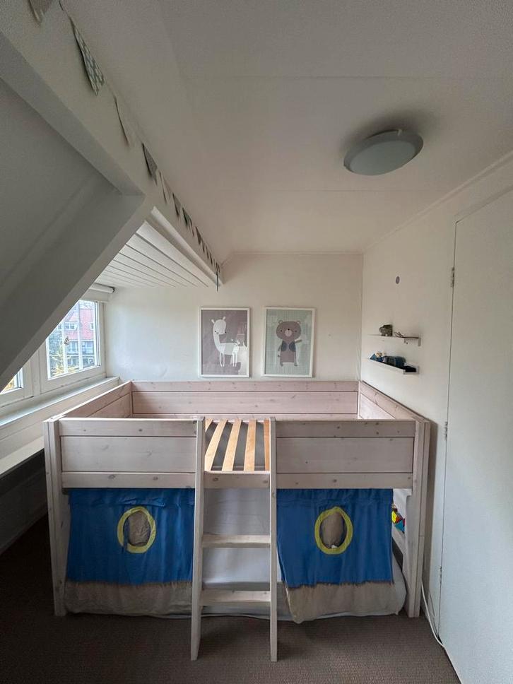 Kinderkamer - LIFETIME - bed, bureau en kast, Kinderen en Baby's, Kinderkamer | Complete kinderkamers, Gebruikt, Jongetje of Meisje