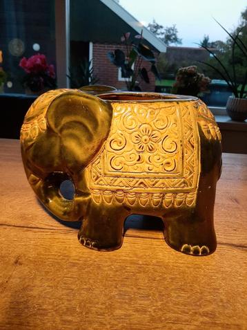 Art Deco Olifant Plantenpot - Boho Geluksbrenger beschikbaar voor biedingen