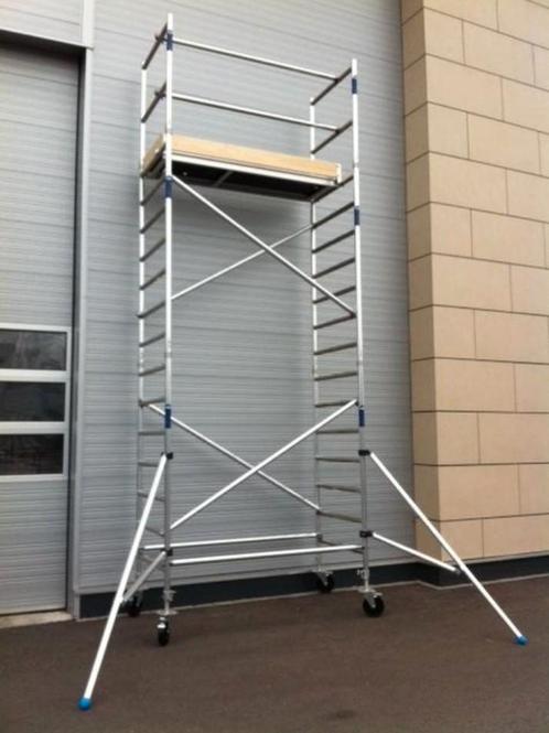 Huur steigers en glastransporter en ladders bij Acs Rijnmond, Doe-het-zelf en Verbouw, Steigers, Zo goed als nieuw, Rolsteiger of Kamersteiger