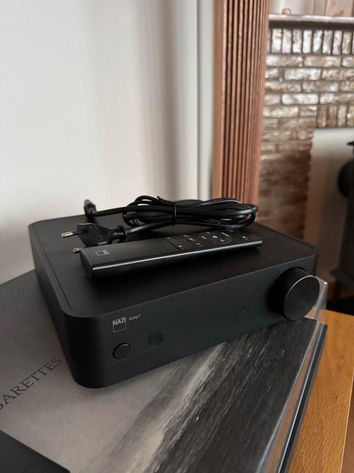 NAD AMP1 Versterker - Uitstekende Staat, Audio, Tv en Foto, Versterkers en Receivers, Zo goed als nieuw, Stereo, 60 tot 120 watt