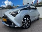 Toyota Aygo 1.0 VVT-i x-joy/CLIMA/CAMERA/BLUETOOTH/PRIVACY G, Voorwielaandrijving, Stof, Gebruikt, 4 stoelen