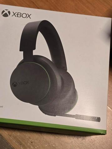 Xbox Series X  Headset (Zo goed als nieuw) beschikbaar voor biedingen