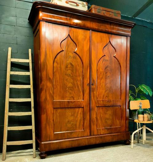 XXL Antieke/klassieke kloosterkast, Mahonie kast, demontabel, Antiek en Kunst, Antiek | Meubels | Kasten, Ophalen of Verzenden