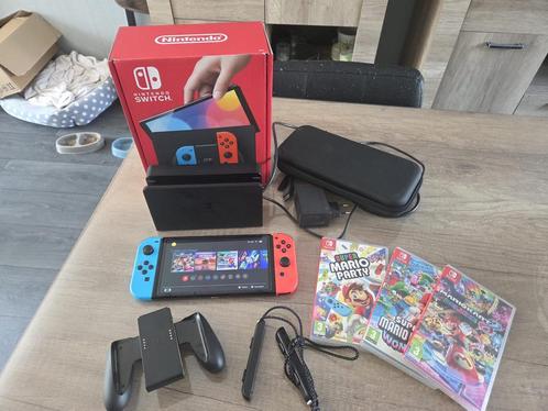 Nintendo Switch met 3 games en accessoires, Spelcomputers en Games, Games | Nintendo Switch, Gebruikt, Overige genres, 3 spelers of meer