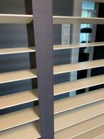 Decohome witte houten jaloezieën met grijze ladderband, Gebruikt, Wit, 150 tot 200 cm, 50 tot 100 cm