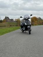 Vespa primavera 2015 geel kenteken., Ophalen, Gebruikt, Benzine, Vespa