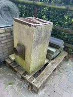 Betonnen straatkolk afvoerput met gietijzeren deksel (lek!), Doe-het-zelf en Verbouw, Buizen en Afvoer, Ophalen, Overige materialen