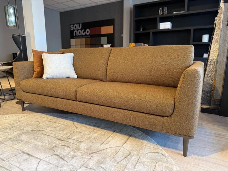 Bank Brisa, Evidence Leolux, Huis en Inrichting, Banken | Bankstellen, Zo goed als nieuw, Rechte bank, Driepersoons, 200 tot 250 cm