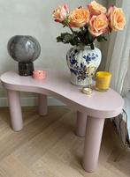 Lila Kwantum bijzettafel - mooie vorm!, Huis en Inrichting, Tafels | Bijzettafels, Ophalen, Minder dan 45 cm, Minder dan 55 cm