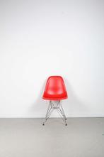 2x Vitra Eames DSR-Stoel Rood – Chroom, Huis en Inrichting, Stoelen, Niet ingevuld, Niet ingevuld, Ophalen of Verzenden, Zo goed als nieuw