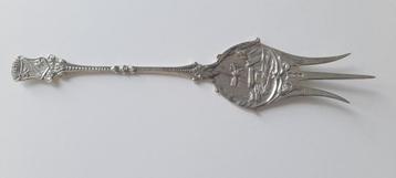 Zware zilveren cakevork 1938 beschikbaar voor biedingen