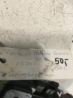 Renault Megane Scenic 1.5 dci 2010 Zekeringkast, Gebruikt, -, -, Ophalen of Verzenden