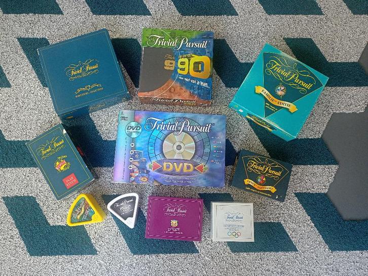 trivial pursuit spellen plus aanvulsets, Hobby en Vrije tijd, Gezelschapsspellen | Bordspellen, Zo goed als nieuw, Ophalen